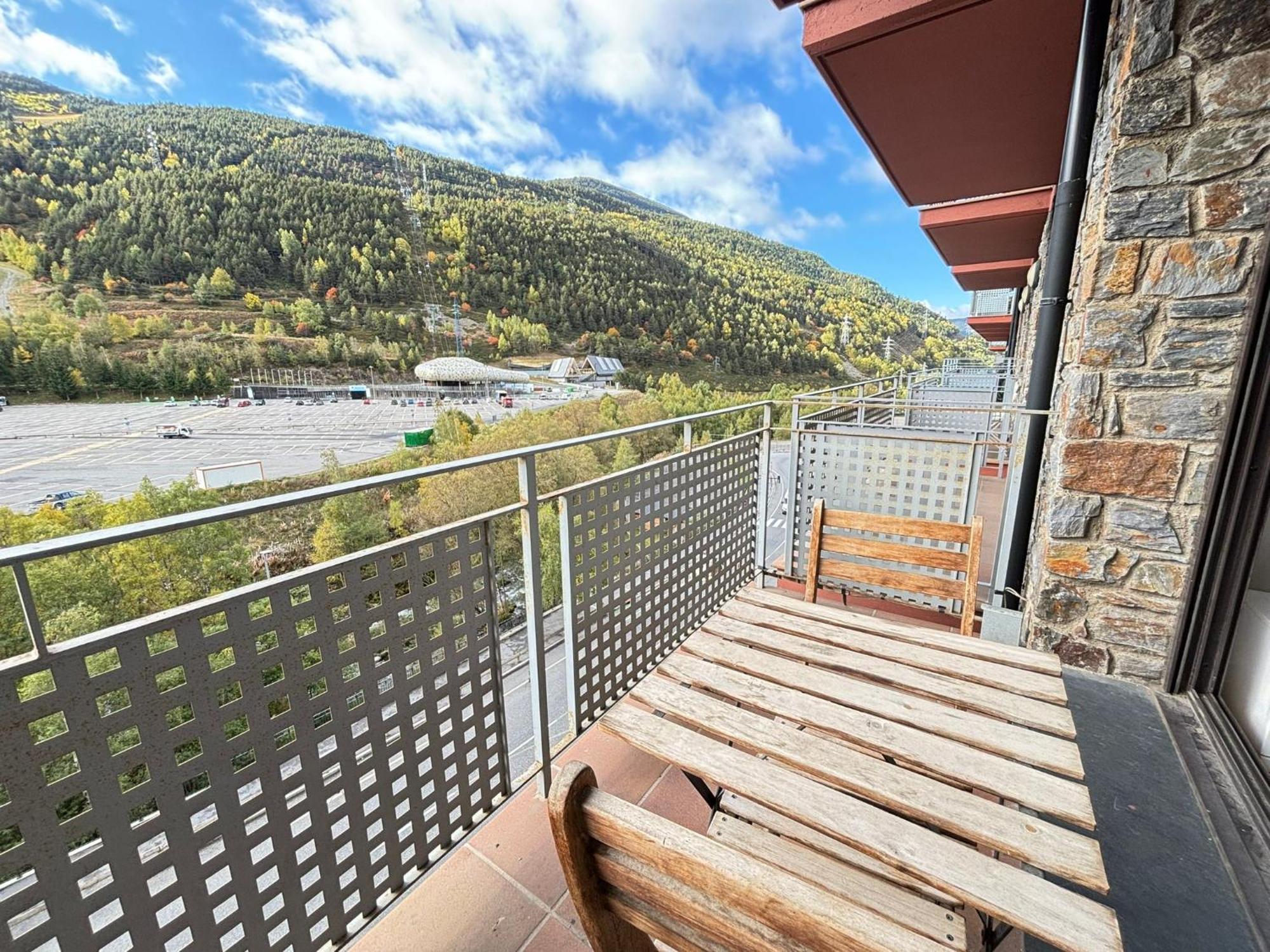 Apartamento Life And A Pie De Pistas, *
