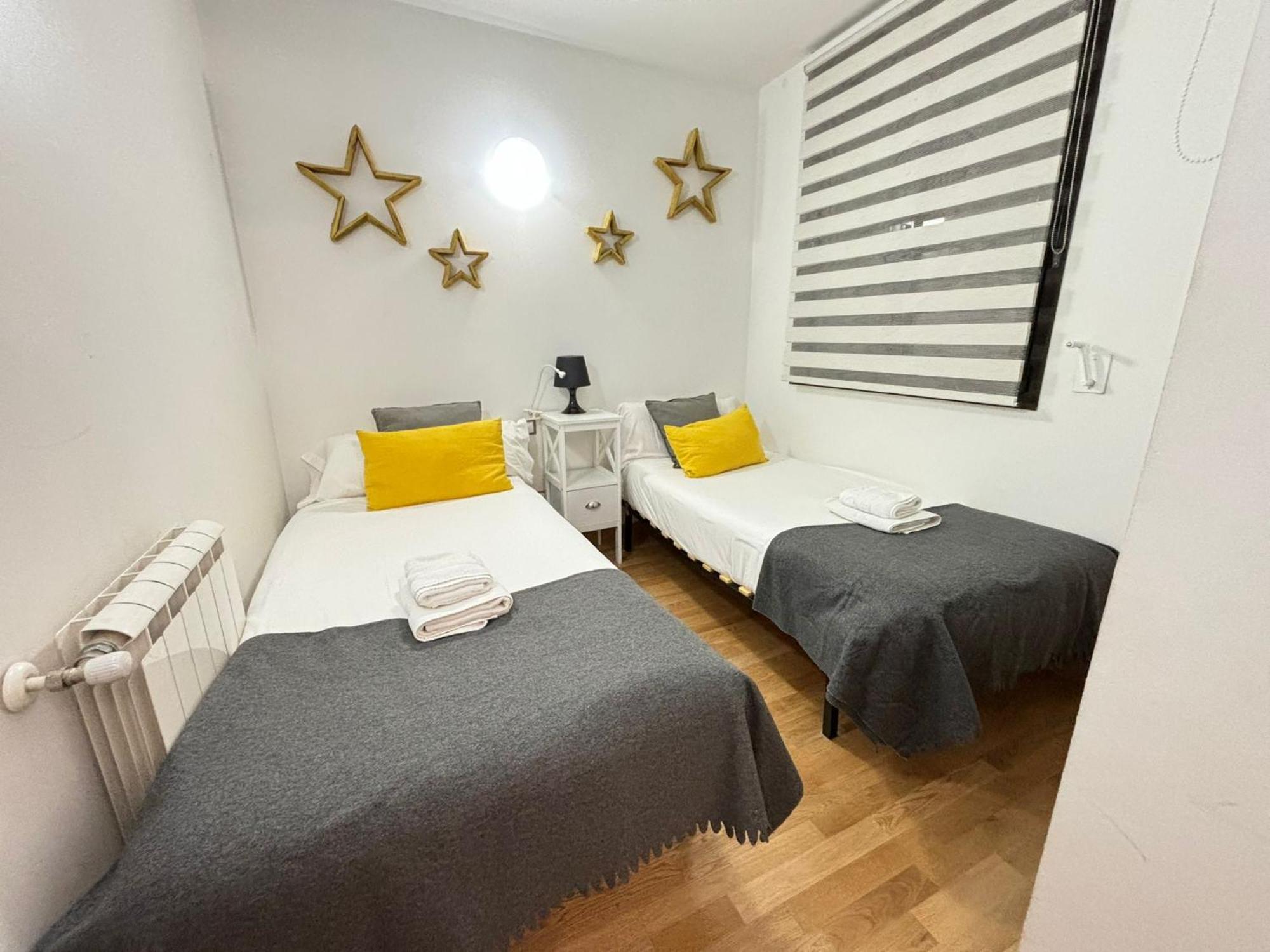 Life And A Pie De Pistas, Apartamento