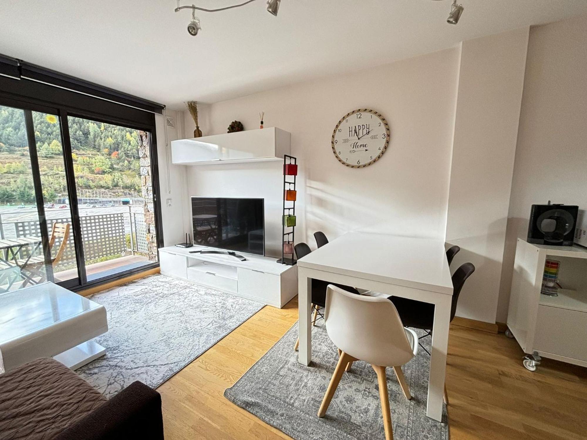 Apartamento Life And A Pie De Pistas, *